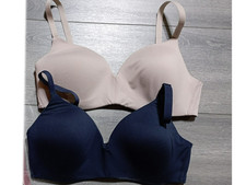 Calvin Klein 2 Pack Lightly Lined Wireless Bra Womens Medium Ostrich/Shore -NWOT