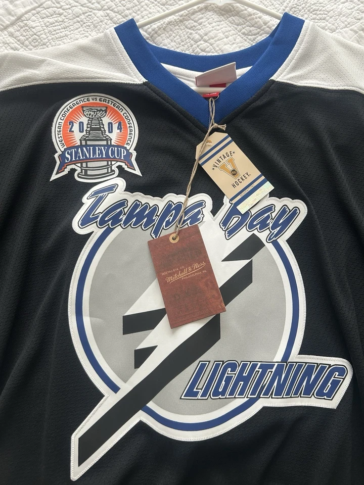 Camiseta deportiva Mitchell and Ness vintage de hockey Martin St. Louis Tampa Bay Lightning Foto 2 de 4
