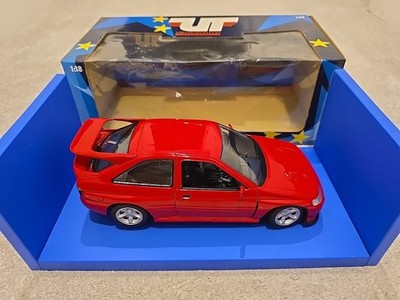 UT Models 1/18 Ford Escort RS Cosworth WRC Street Car rot
