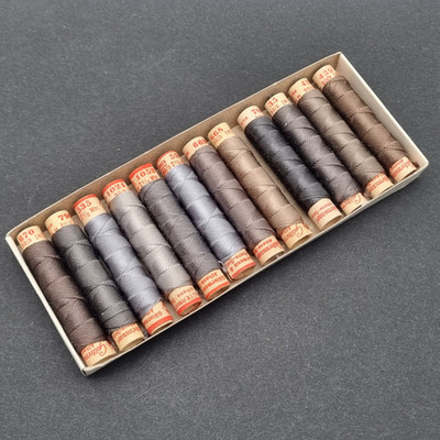 12 Rollen Gütermann Athene Knopflochseide Silk Buttonhole Thread Hilo de Seda 22