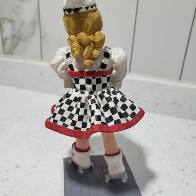 Madame Alexander 2001 Carhop Vintage Doll with Certificate