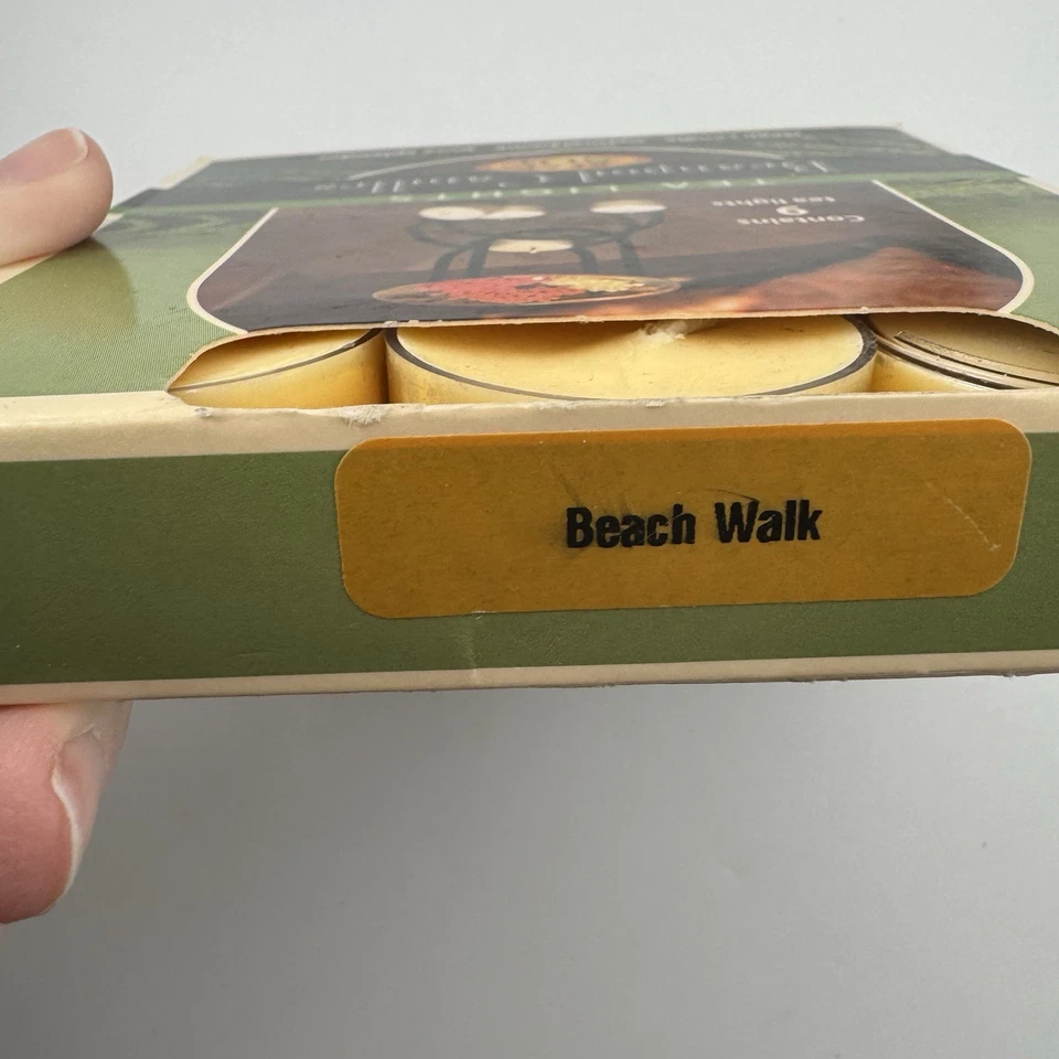 NUEVO EN CAJA BEANPOD 9 Luz de Té VELA DE SOJA “BEACH WALK” NUEVO Raro Difícil de Encontrar Descontinuado Foto 3 de 3