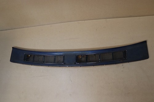 ROLLS ROYCE SILVER SPIRIT 2 WINDSCREEN SCUTTLE PANEL COVER CHROME TRIM - Picture 3 of 3
