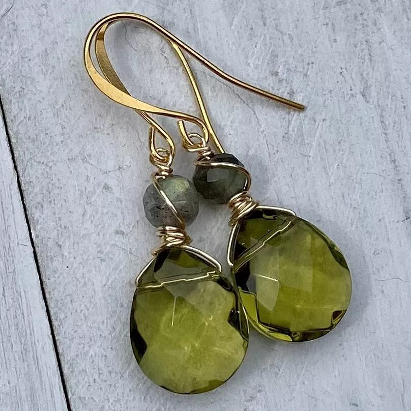 Min Favorit Faceted Olivine Glass Green Flash Labradorite Gold