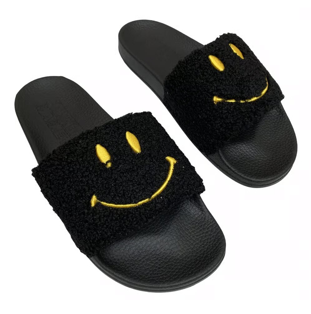 New Chinatown Market Smiley Black Sherpa Slides CTMS 250002 Chinatown Market Smiley Face Sandles 11 (44) | Mercari main image 4