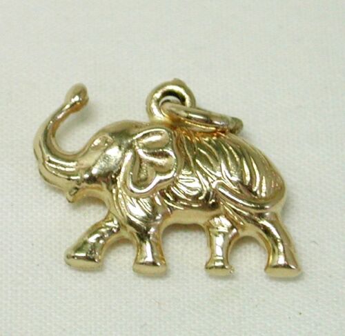 Four 9ct Gold Charms Shamrock Elephant Sea Horse Diamond Set Heart 22445 - Picture 2 of 6