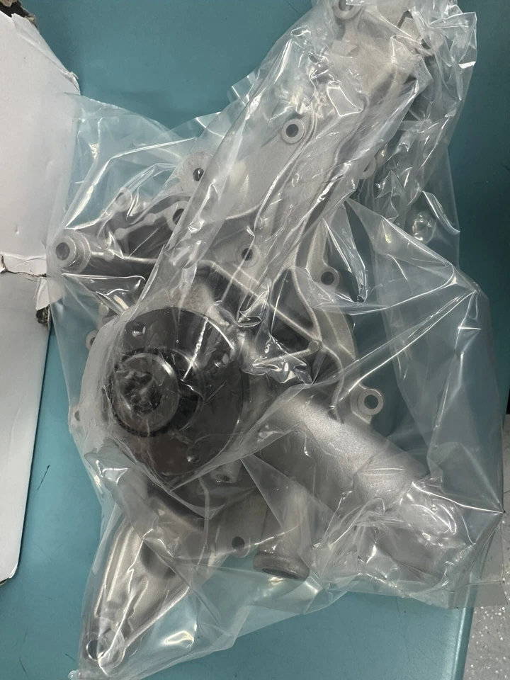 Bombas de agua para 98-08 Mercedes-Benz E500 S430 S500 C240 C320 G500 CL500 CLK500 Foto 3 de 4