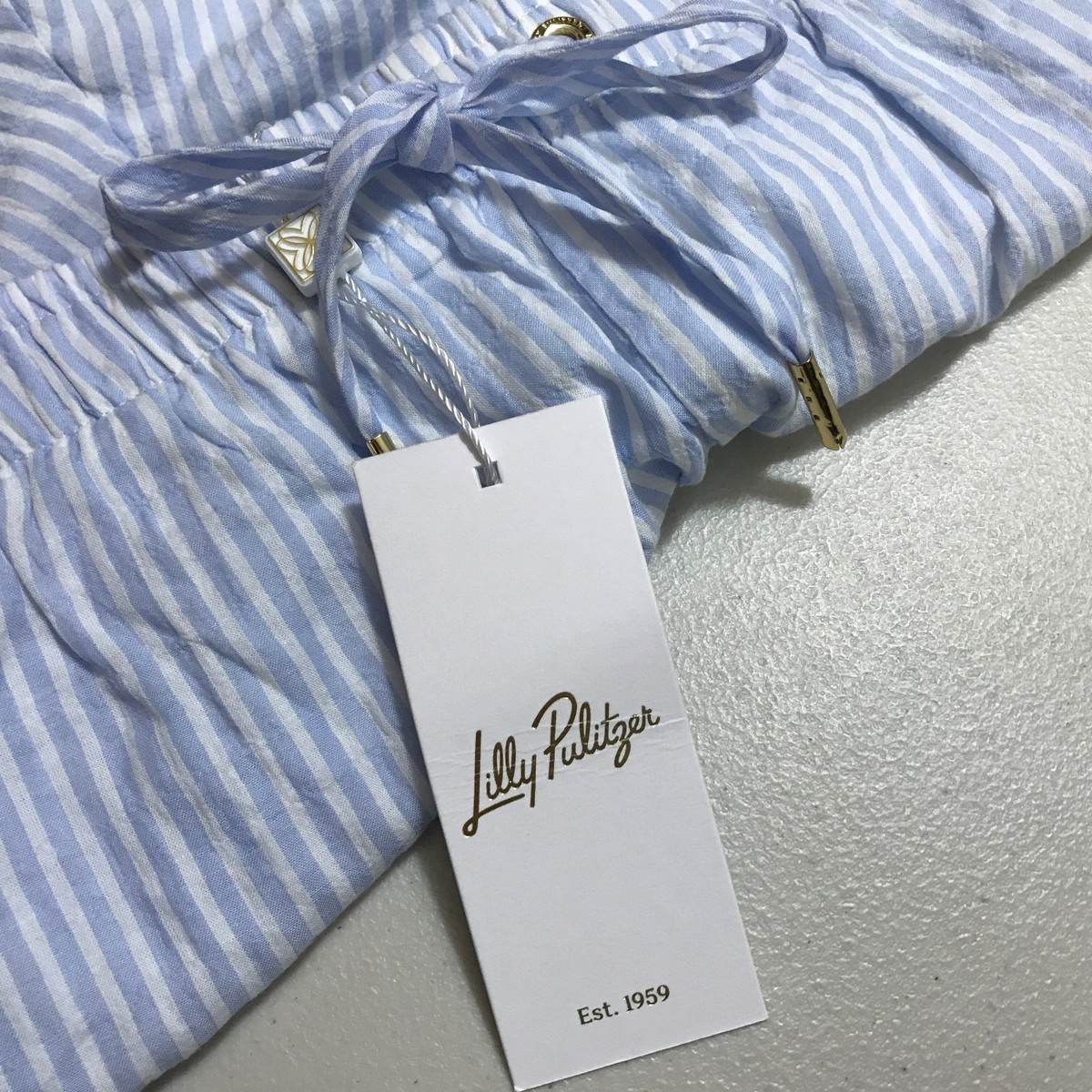 Lilly Pulitzer Croix Shorts Blue Oxford Stripe Size Medium NWT