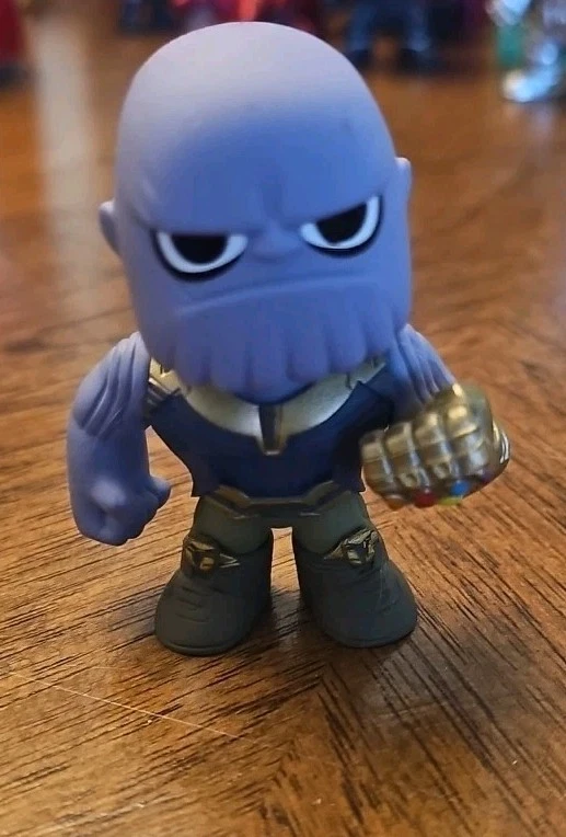 Funko Mystery Mini Vinyl Figure - Avengers Infinity War - THANOS (3 inch) - New - Image 4 of 4