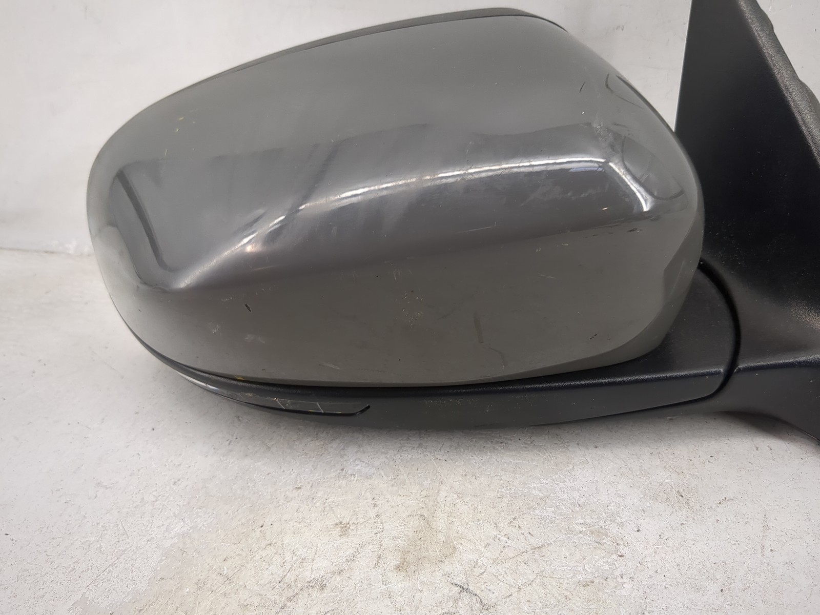 Maserati Ghibli 2016 Right Side mirror Gray