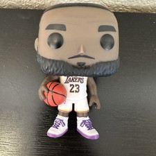 Funko Pop! NBA: Los Angeles Lakers - LeBron James #152 figura de vinilo suelta sin caja