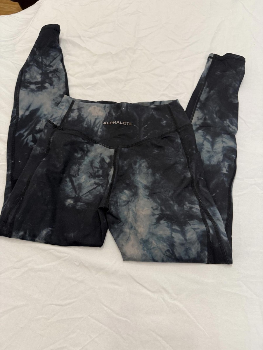 Alphalete Surface Pocket - Medium View 2