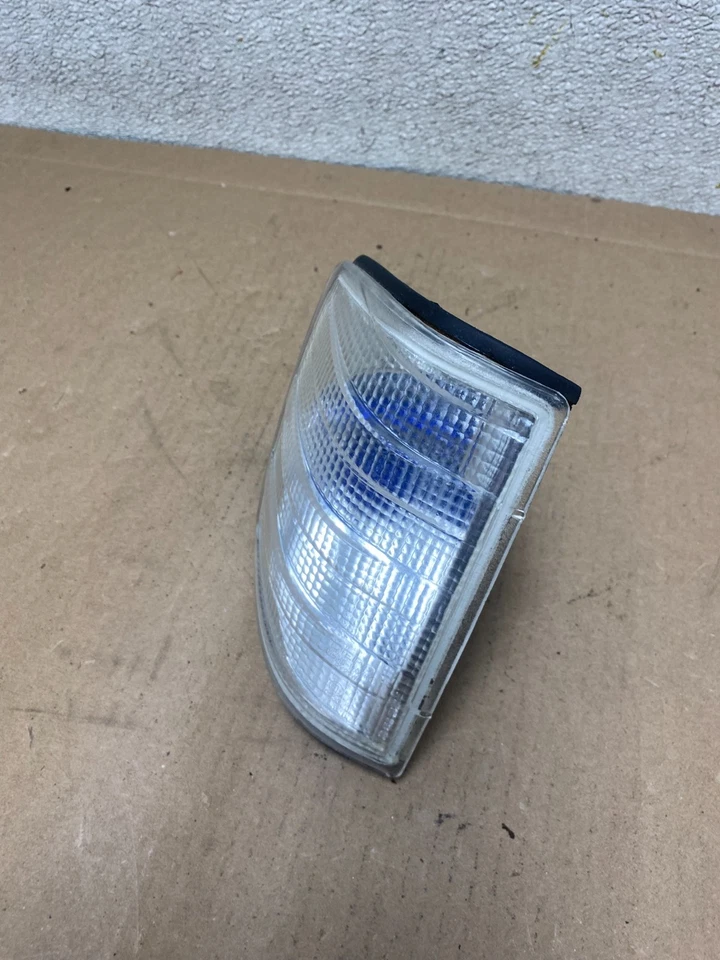 Mercedes-Benz W201 190E 190D 1982 a 1993 esquina delantera derecha transparente S0227 PS Foto 3 de 4