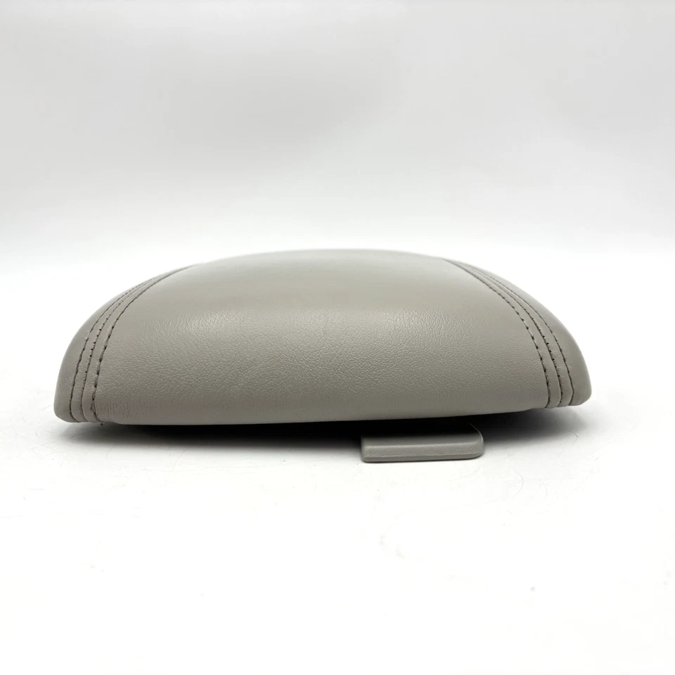 Buick Lacrosse 2005-2009 consola central reposabrazos tapa gris OEM Foto 2 de 4