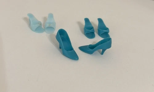 VINTAGE BARBIE BLUE AND LIGHT BLUE SHOES JAPAN SET LOT OF 3