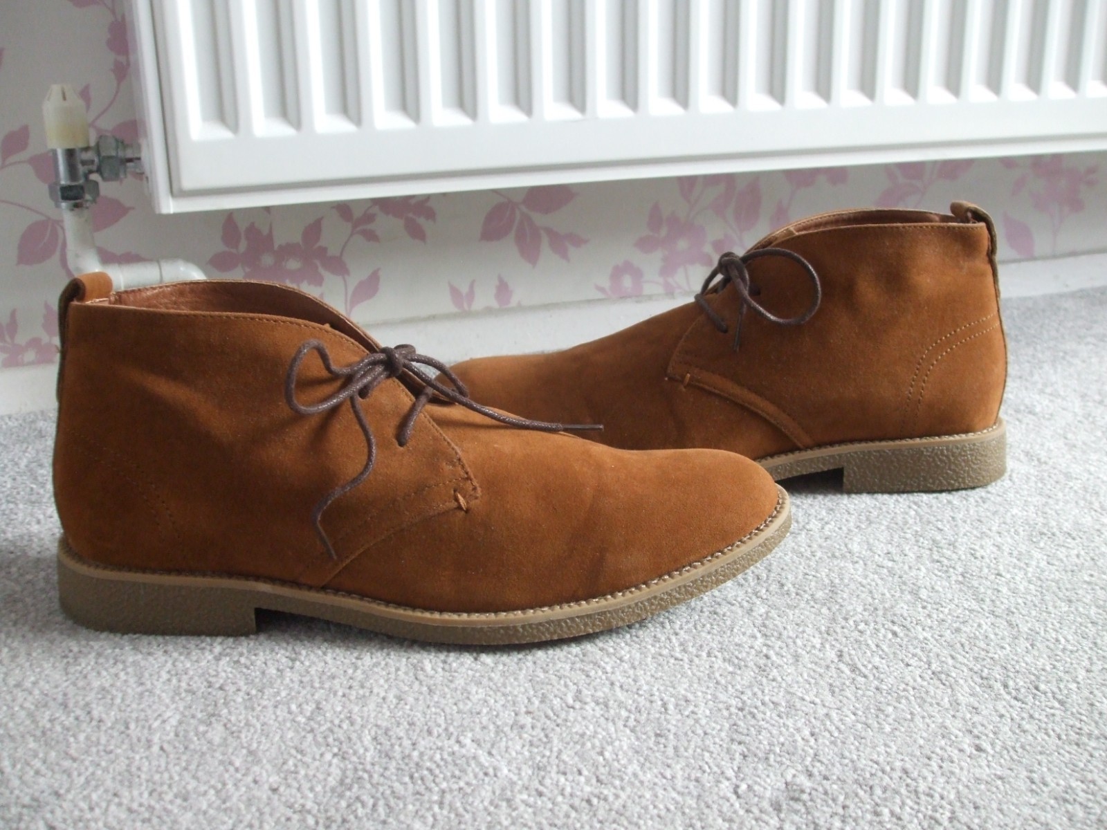 MENS  TAN SUEDE SHOES CHUKKA ANKLE DESERT BOOTS SIZE 9 by NEW LOOK.