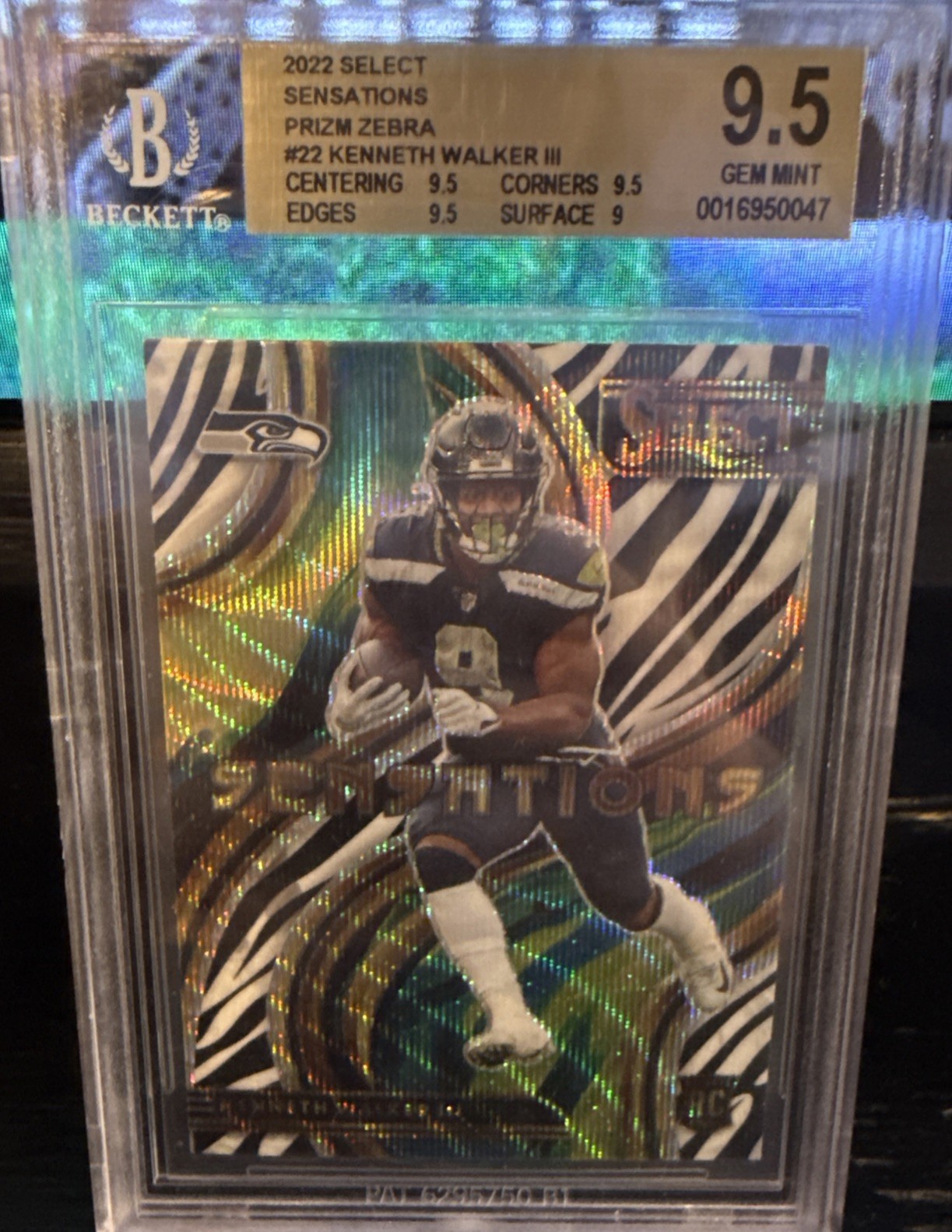 2022 Panini Select - Sensations Kenneth Walker III #SEN-22 Zebra Prizm (RC)