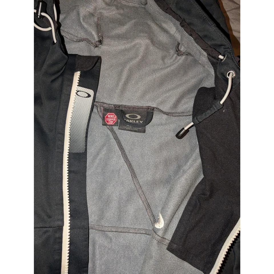 Chaqueta softshell Oakley Gore Windstopper vintage talla XL  Foto 4 de 4