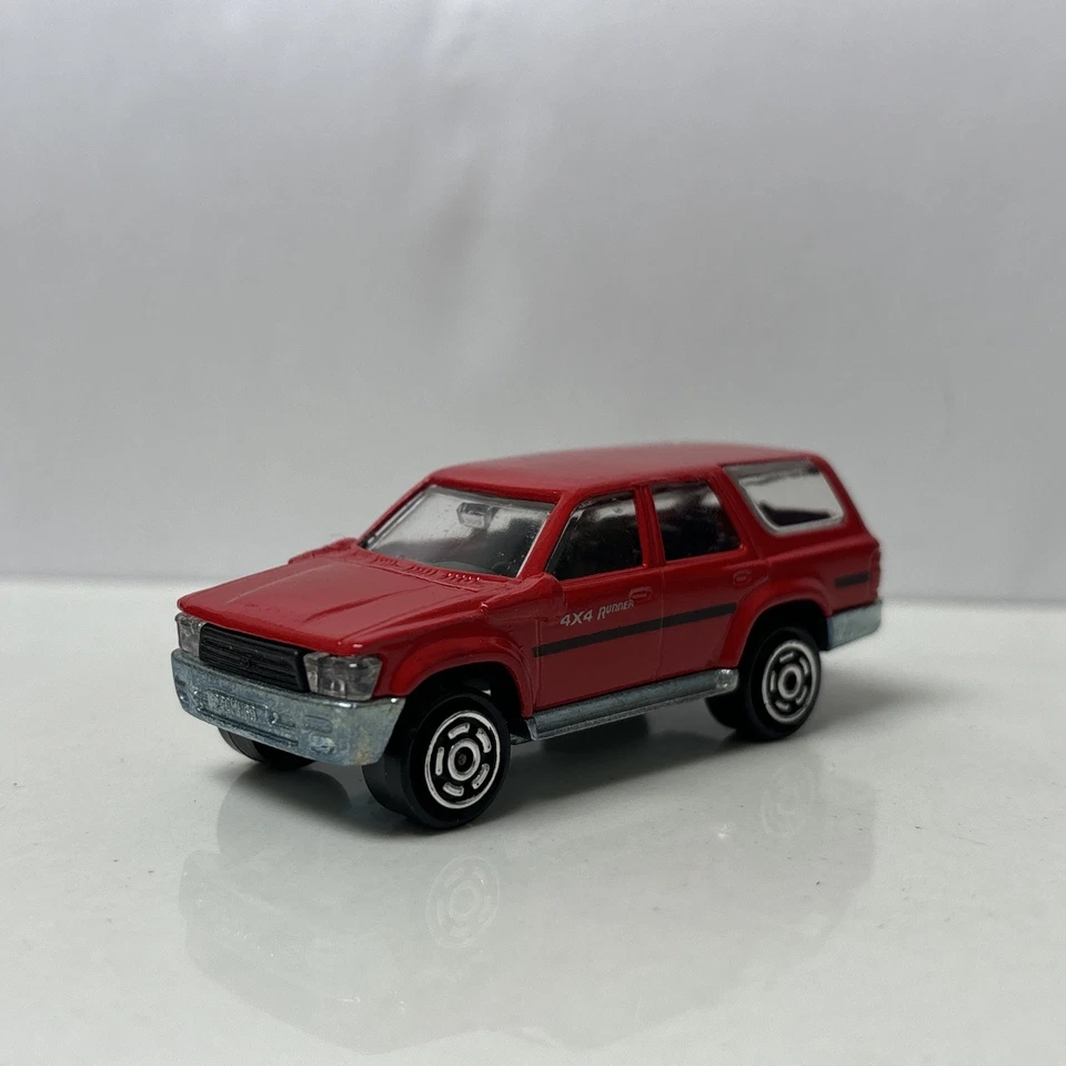 Toyota 4Runner 1990-1995 4x4 coleccionable escala 1/64 diecast modelo diorama Foto 4 de 4