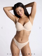 Boux Avenue Padded Microfibre Plunge T-shirt Bra 02 Fair Size 32G - Free Postage