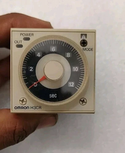 OMRON H3CR-A 100-240V 11PIN ELECTRIC TIMER FREE FAST SHIPPING FEDEX
