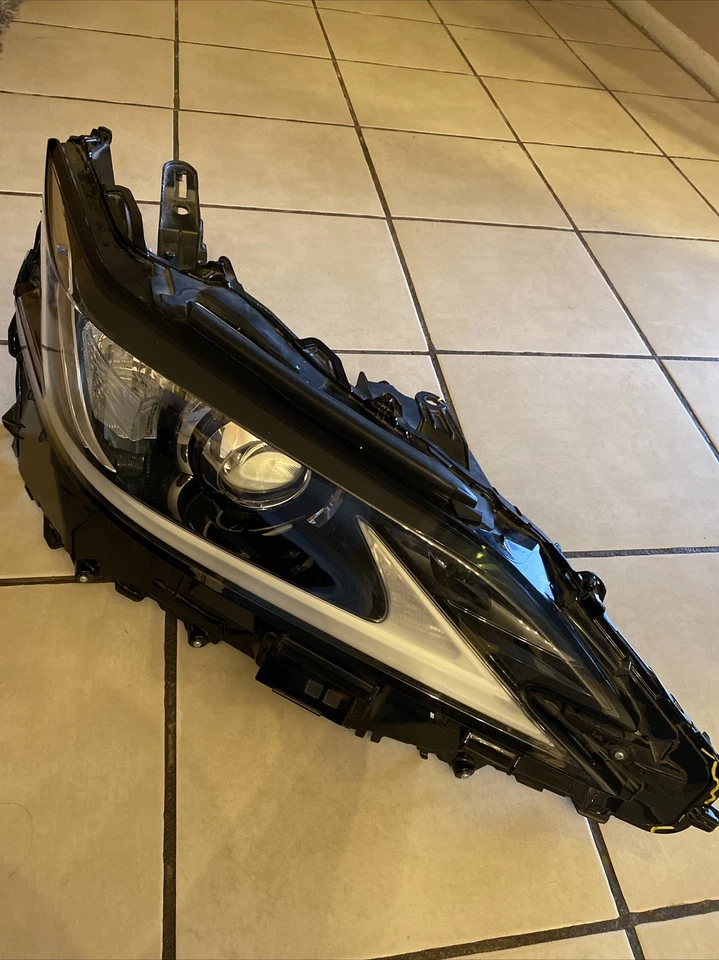 LEXUS ES350 ES300H FARO DELANTERO DERECHO LADO PASAJERO LUZ LÁMPARA OEM 2019-21 Foto 4 de 4
