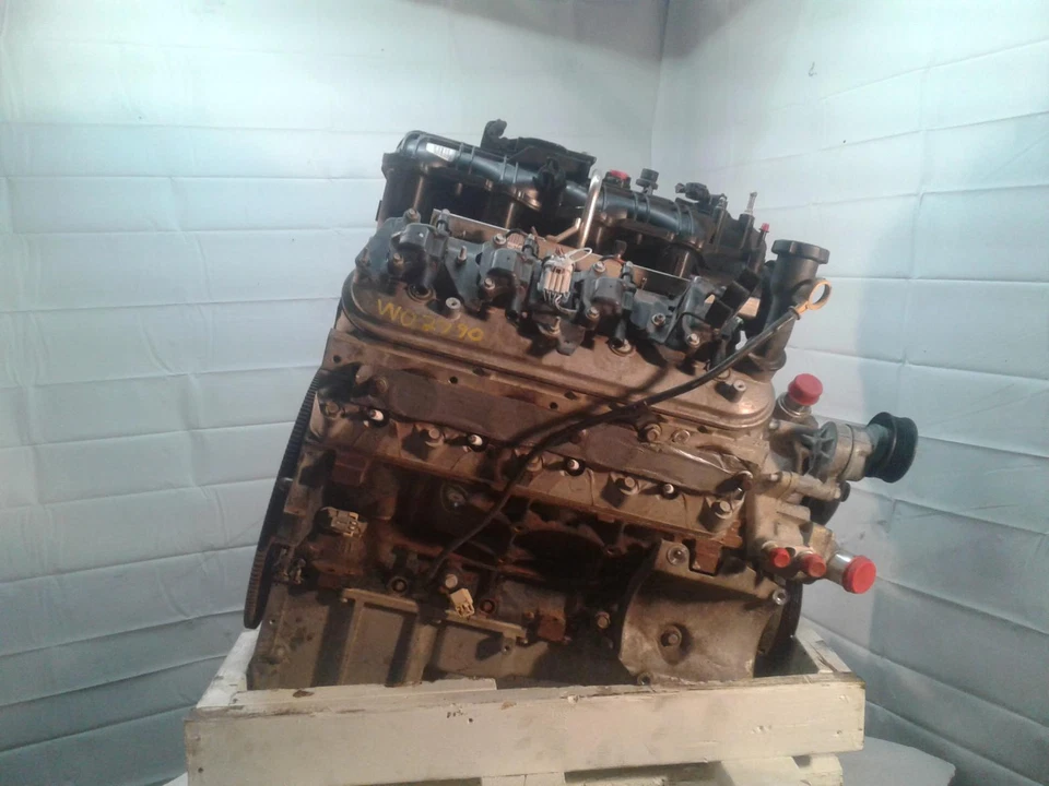 Used Engine Assembly fits: 2010 Chevrolet Avalanche 1500 5.3L gasoline Foto 4 de 4