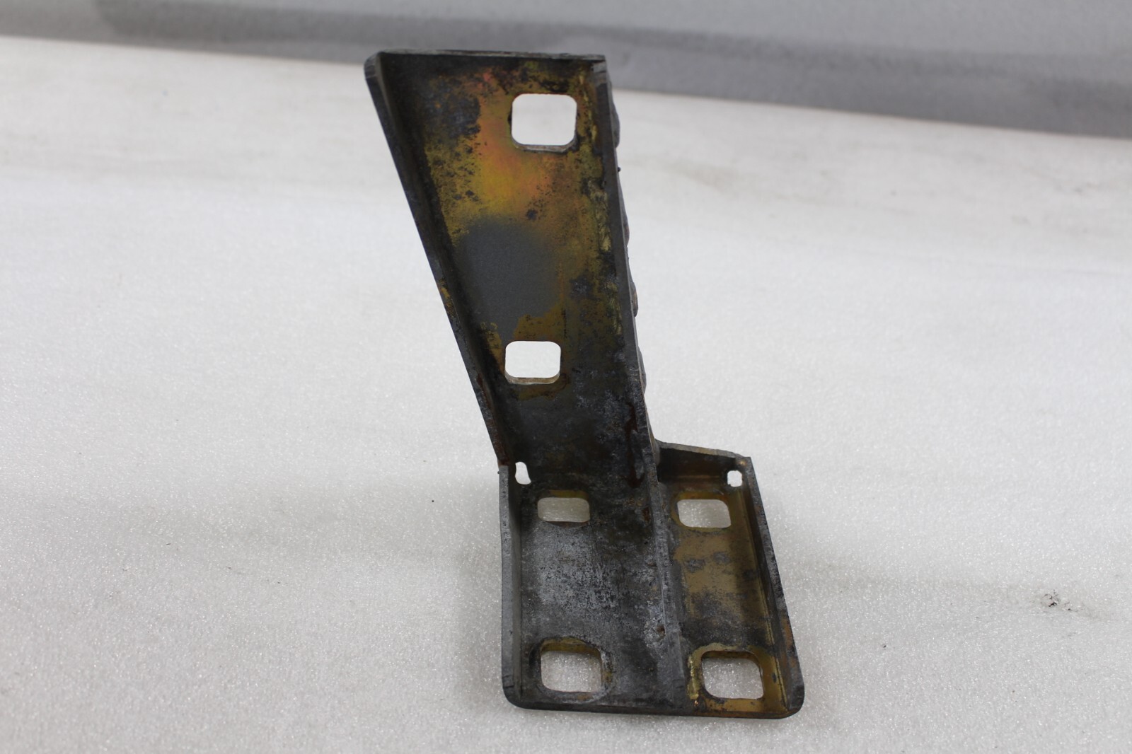 Ferrari 456, LH, Left, Rear Bumper Bracket, Used, P/N 65444300