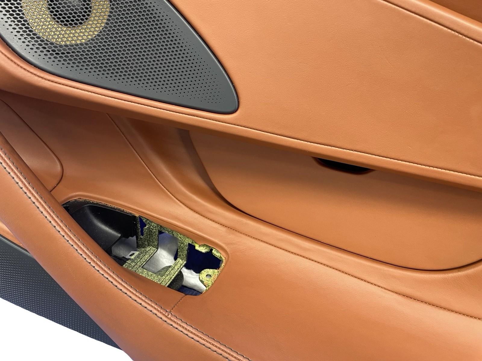 2016-2021 MCLAREN 570S FRONT RIGHT INTERIOR DOOR TRIM COVER PANEL TAN LEATHER