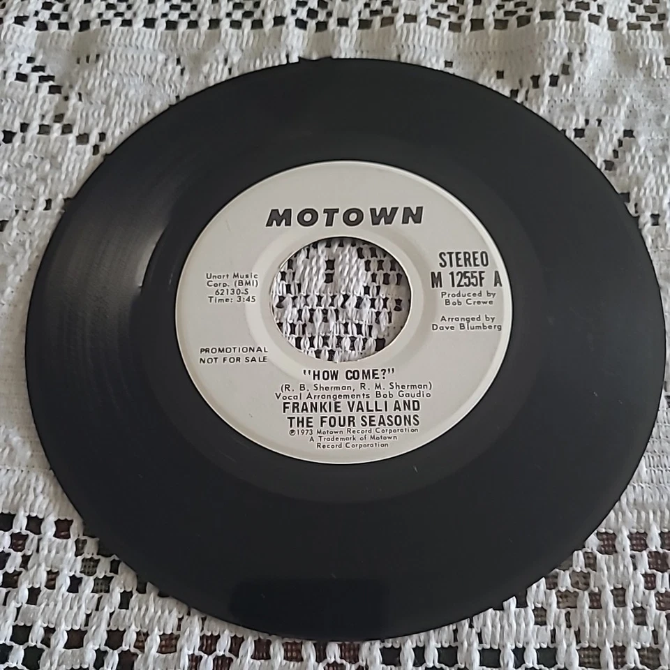 Frankie Valli & The Four Seasons 45 RPM -How Come? (STEREO)/(MONO) -Motown 1973 - Image 2 of 4
