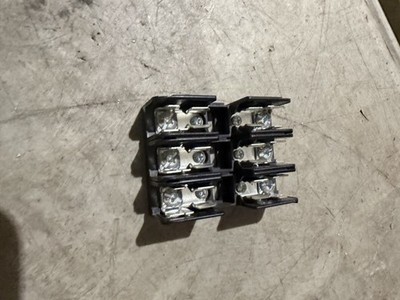 Littlefuse 3-pole fuse block