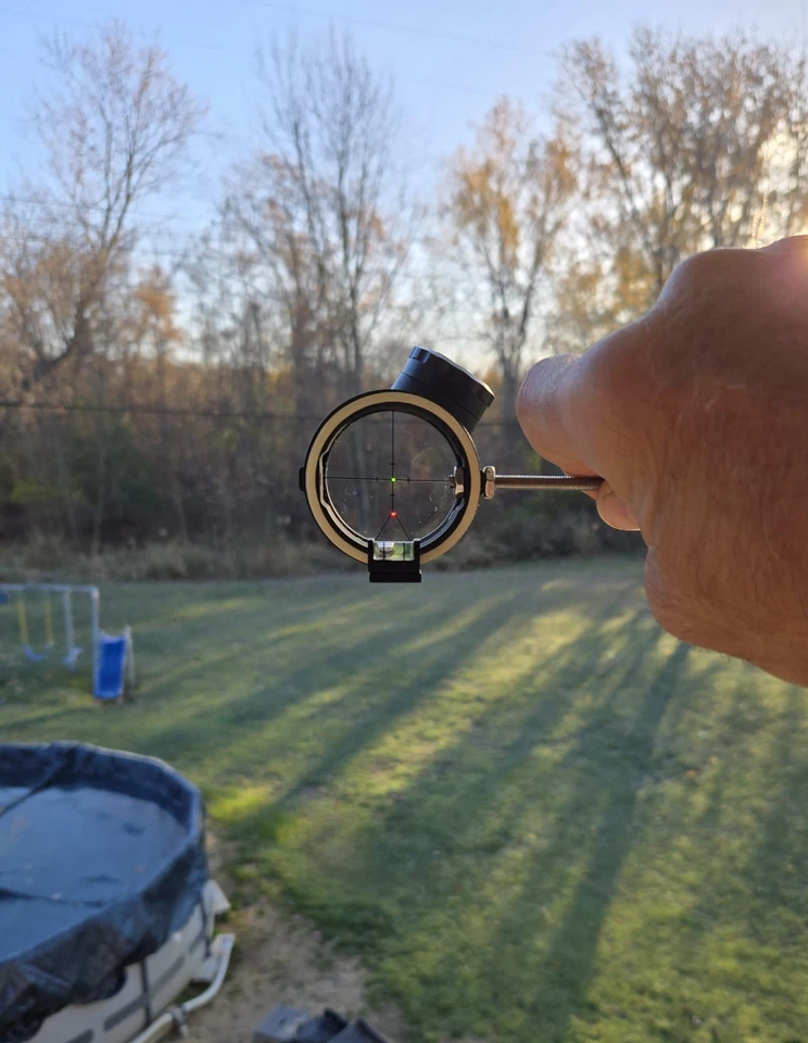 Mira de arco y cubierta Apex AG Covert PRO 2DOT APERTUR. Foto 3 de 4