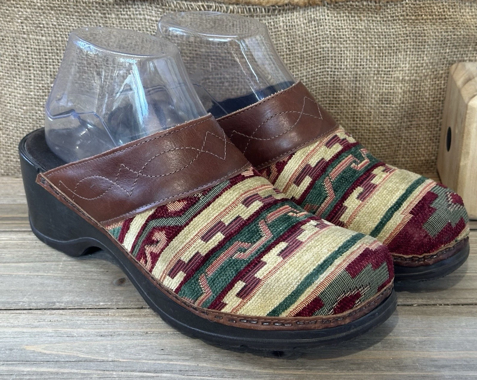 Modellista Clogs Southwestern Aztec Comfort Shoes Women's Size 8 M