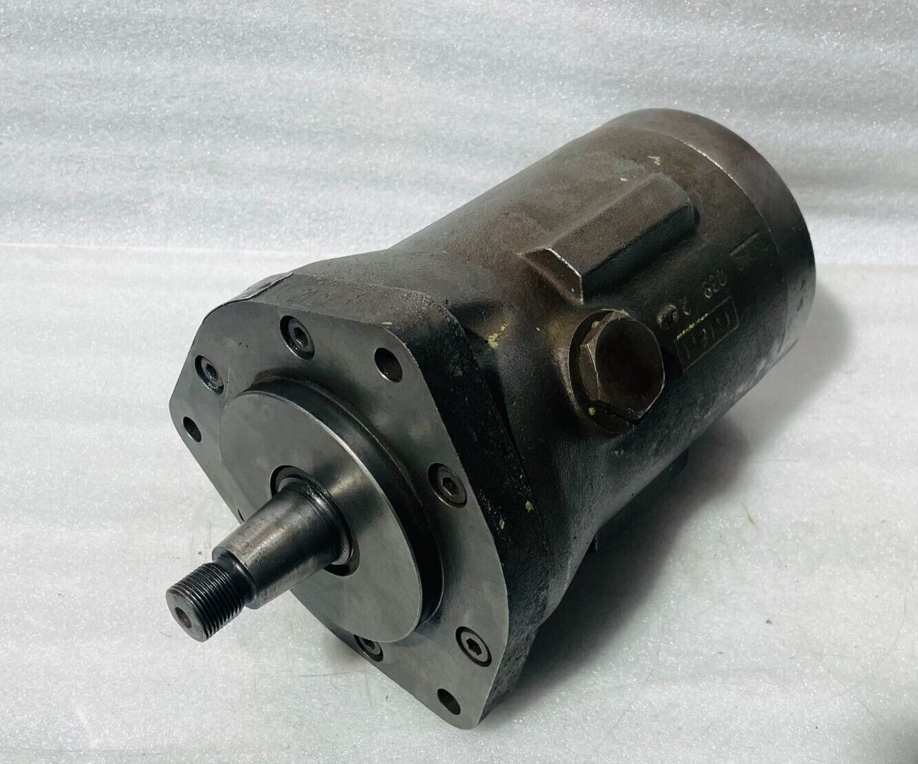 Bosch Rexroth 0 512 720 004 Hydraulic Motor 0512720004