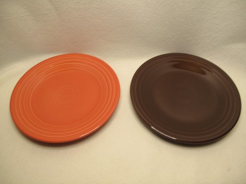 MODERN FIESTAWARE SET OF 8 ROUND LUNCHEON PLATES MIXED COLORS 9"~RETRO~ART DECO - Picture 14 of 18