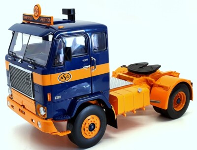 1/18 ボルボ　F88 Model Car 1/18 Scale Model Truck MCG18139 - 1971 Volvo F88