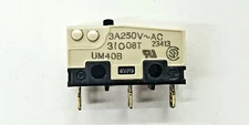 UM 40B10A01-BG, SPDT- ON-(ON) Sub mini Pin Plunger switch 3A @ 125/250V AC