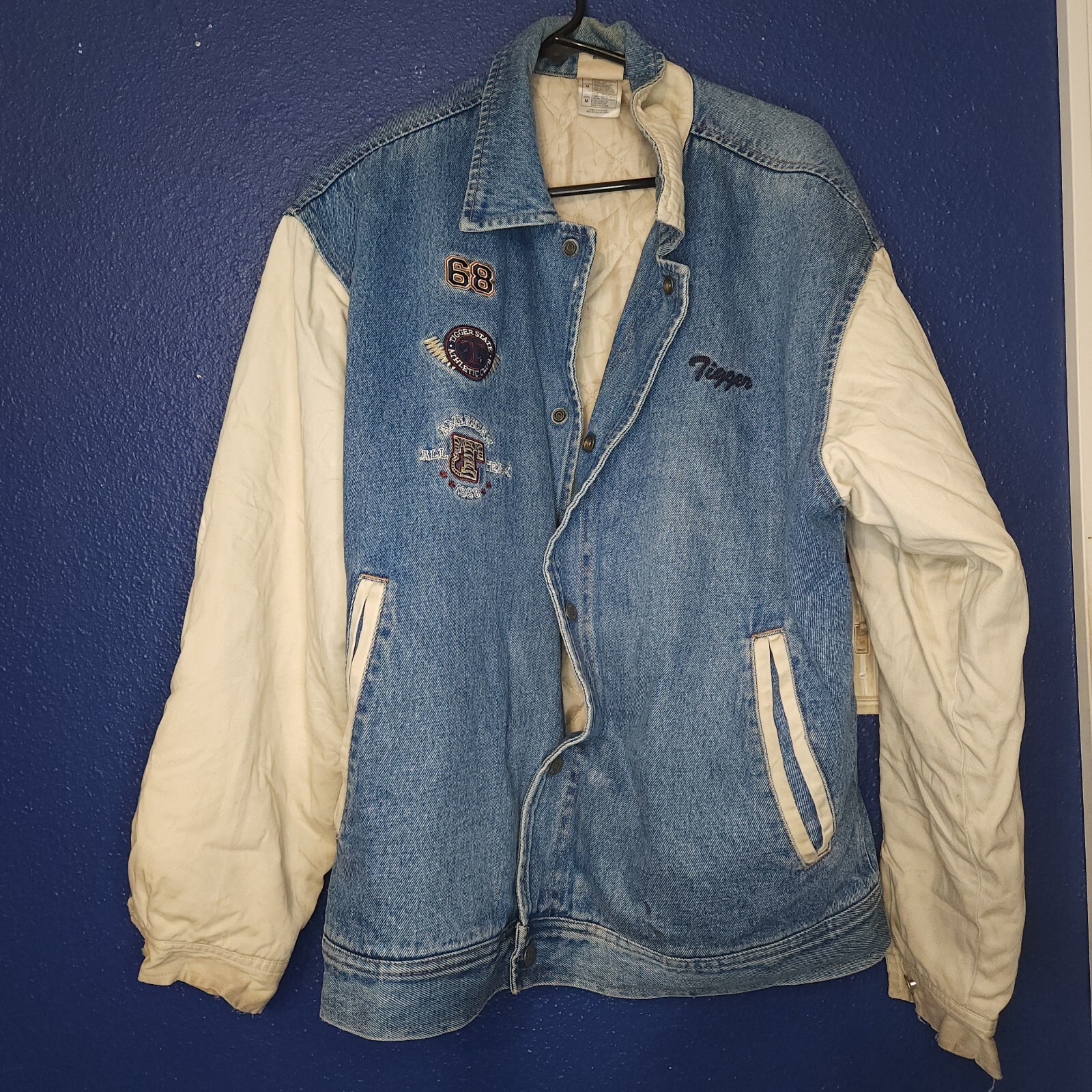 Vintage Tigger Disney Denim Bomber Jacket Size Medium Insulated 68 Tigger State