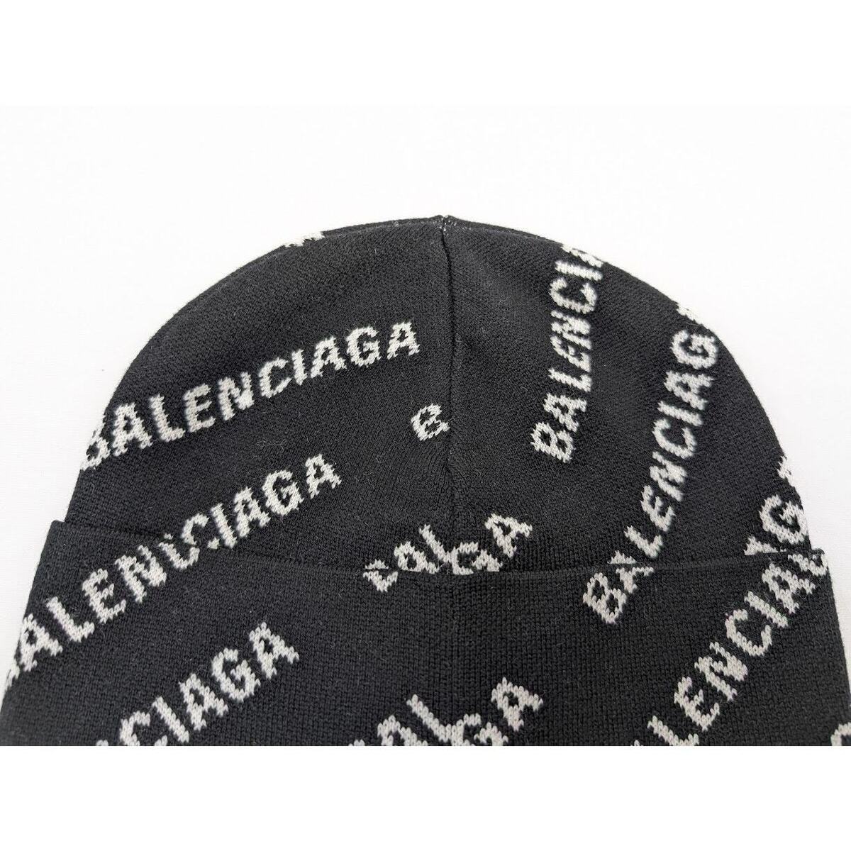 Balenciaga Q:2 / Logo Beanie (Cap/Hat) in Black BNWT OS | eBay Balenciaga Q:2 / Logo Beanie (Cap/Hat) in Black BNWT OS | eBay