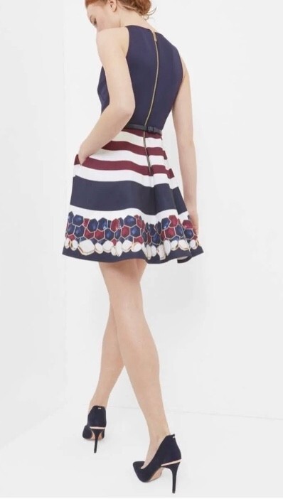 FILA NUOVO abito Ted Baker Annalie aderente svasato canottaggio righe cintura senza maniche blu taglia XS