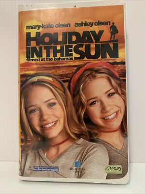 Mary-Kate & Ashley Olsen Holiday in the Sun VHS 2001 Video Tape