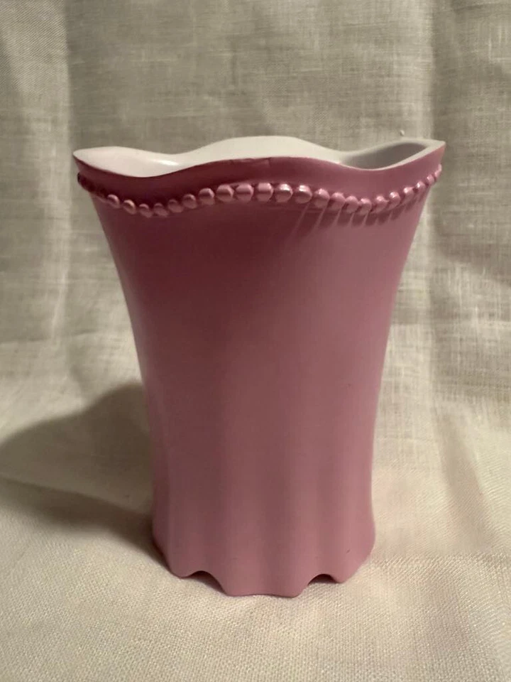 Bed Bath Beyond Toothbrush Holder Pink Dresser - Image 2 of 3