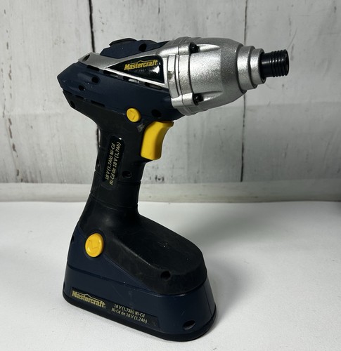 MASTERCRAFT 18V CORDLESS COMPACT IMPACT DRIVER DRILL 054-1221-0 W/ 2 BATTERIES - Picture 4 of 16
