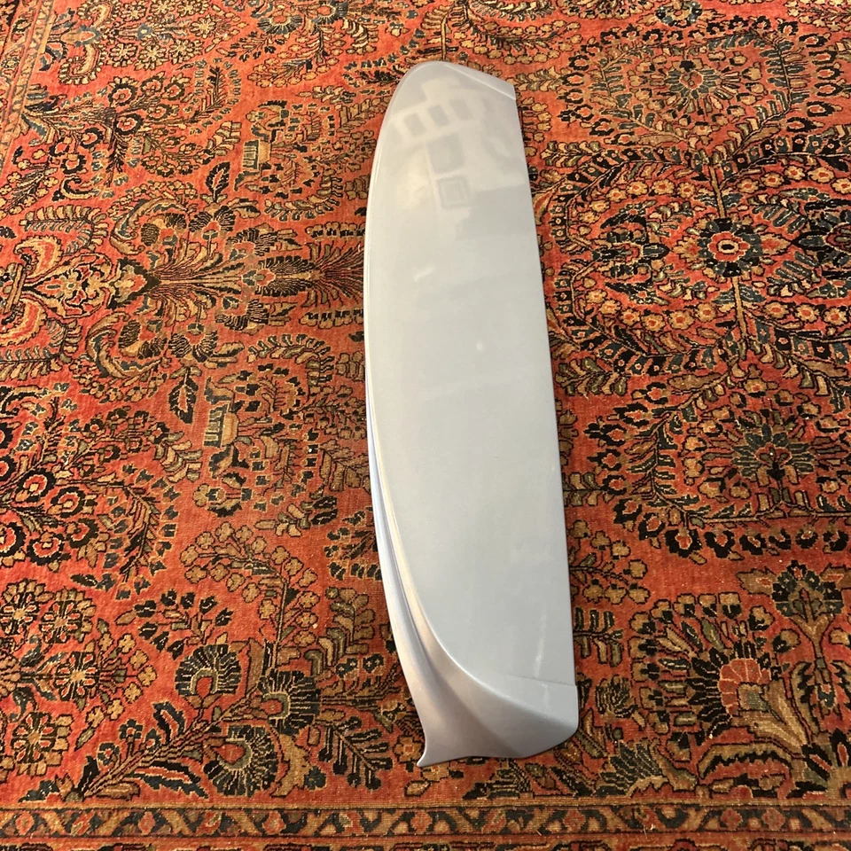 15-20 Toyota Sienna Rear Liftgate Spoiler Third Brake Light Paint Code 8s4  - Image 2 of 4