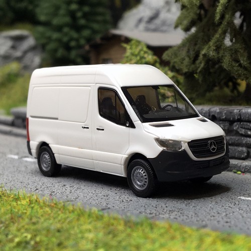 Mercedes-benz Sprinter, Blanc - Busch 54000 - HO 1/87 | Condition: Neuf