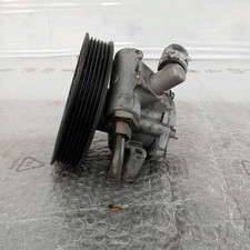 Pompe direction assistée Mercedes 210