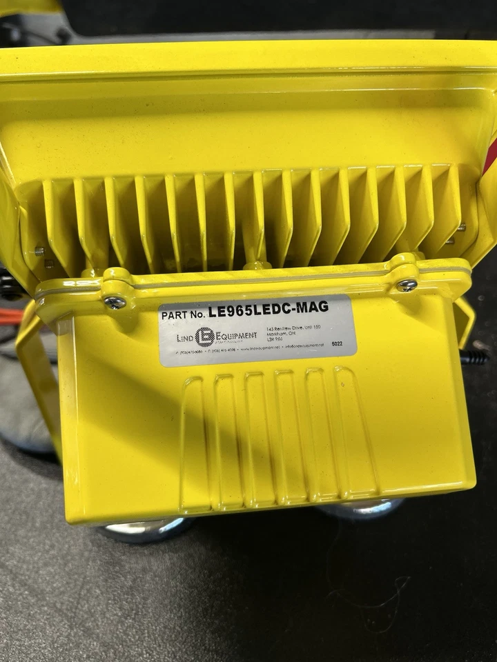 Lind Equipment LE965LEDC-MAG Reflector LED recargable con montaje magnético 3K LUM Foto 4 de 4