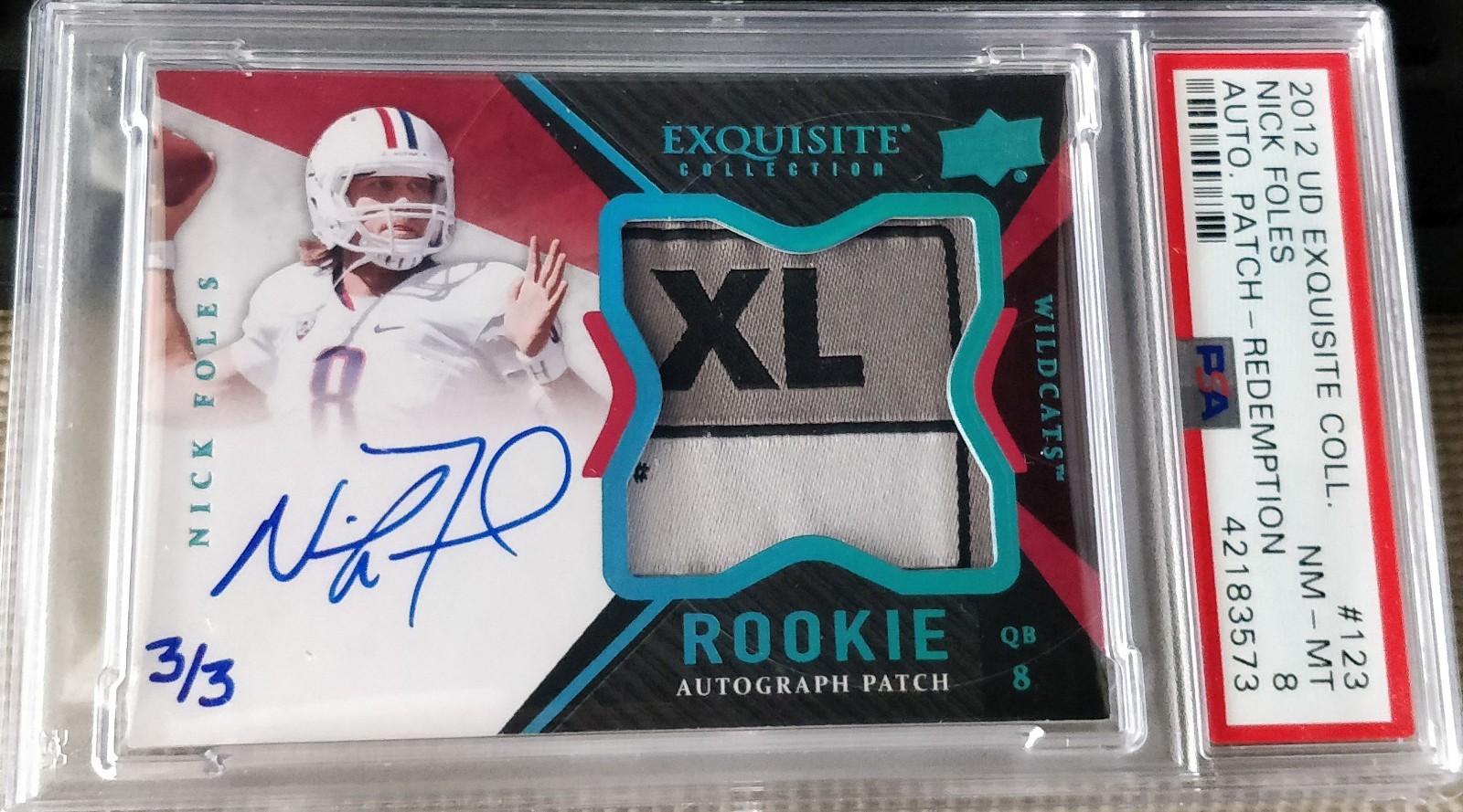 Nick Foles Upper Deck Exquisite Collection #123 Autograph Patch-Redemption