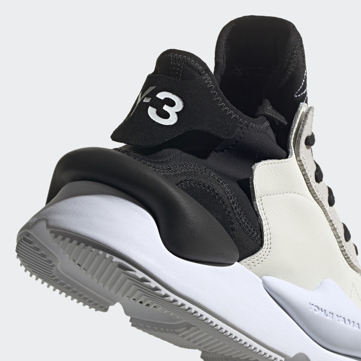 Y-3 KAIWA Yohji Yamamoto x Adidas Black/White Leather Y-3 KAIWA Yohji Yamamoto x Adidas Black/White Leather