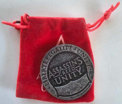 Assassin's Creed Unity Coin with Velvet Pouch Loot Crate Nov. 2014 ...